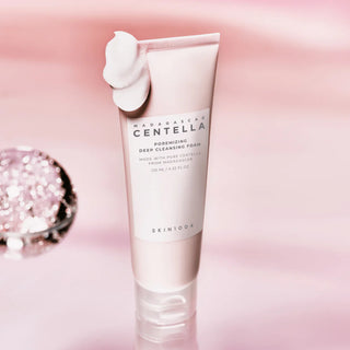 MADAGASCAR CENTELLA POREMIZING DEEP CLEANSING FOAM 125ML
